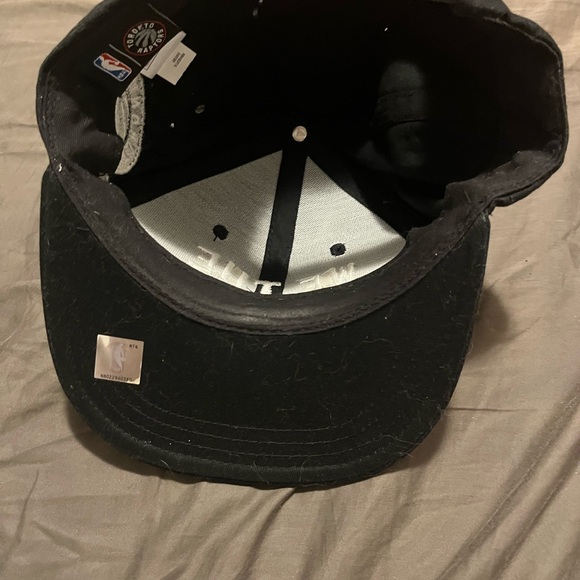 Black 'We The North' Cap - Picture 3 of 4